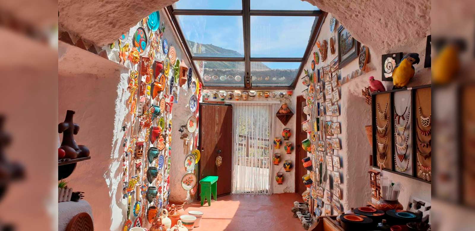 Casa Cueva Canaria, tienda de artesanía y productos canarios Guayadeque